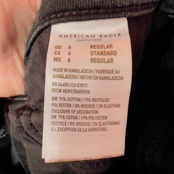 American Eagle AE Black Wash Next Level Stretch Distressed Super Hi Rise Jegging - Picture 6 of 7